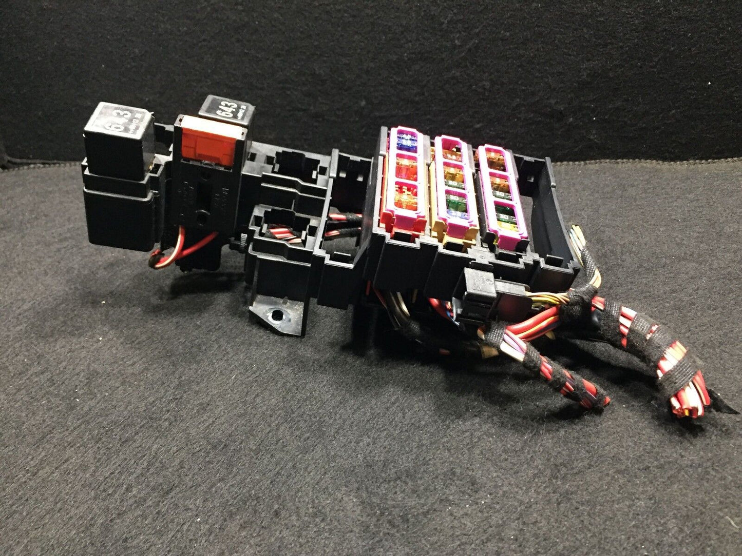 08 09 10 11 12 Audi A5 Quattro 3.2l Fuse Box Interior Dash 8k0971845 OEM