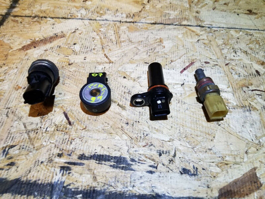 07 08 09 10 Chrysler Sebring 2.4l Oil Pressure Knock Temp Crankshaft Sensor OEM