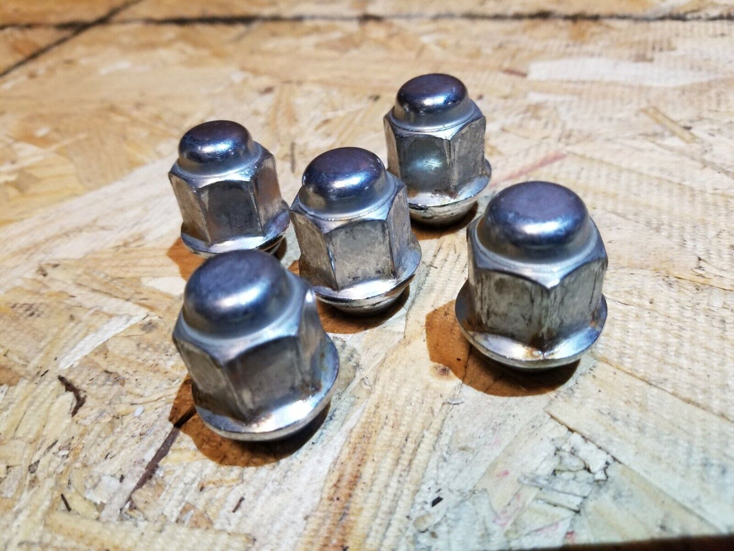 2007 - 2010 Hyundai Elantra Wheel Lug Nuts Bolts 5pcs OEM