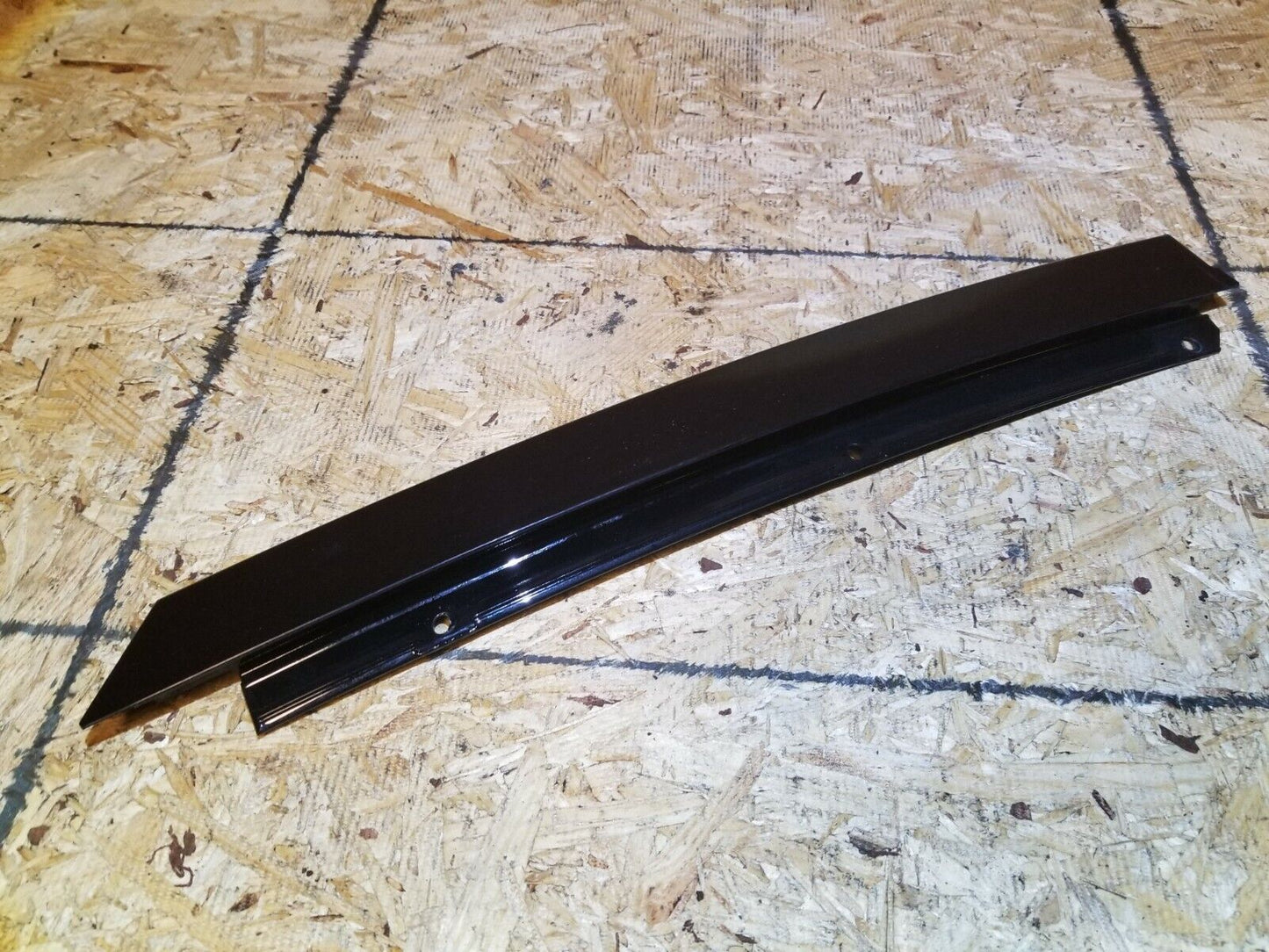 07 08 09 10 Mercedes R350 Rear Left Driver Door Molding Trim C Pillar OEM