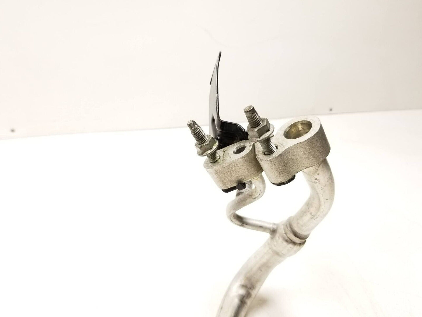 15 - 18 Dodge Challenger AC Air Conditioning Suction & Liquid Hose Pipe 3.6l OEM