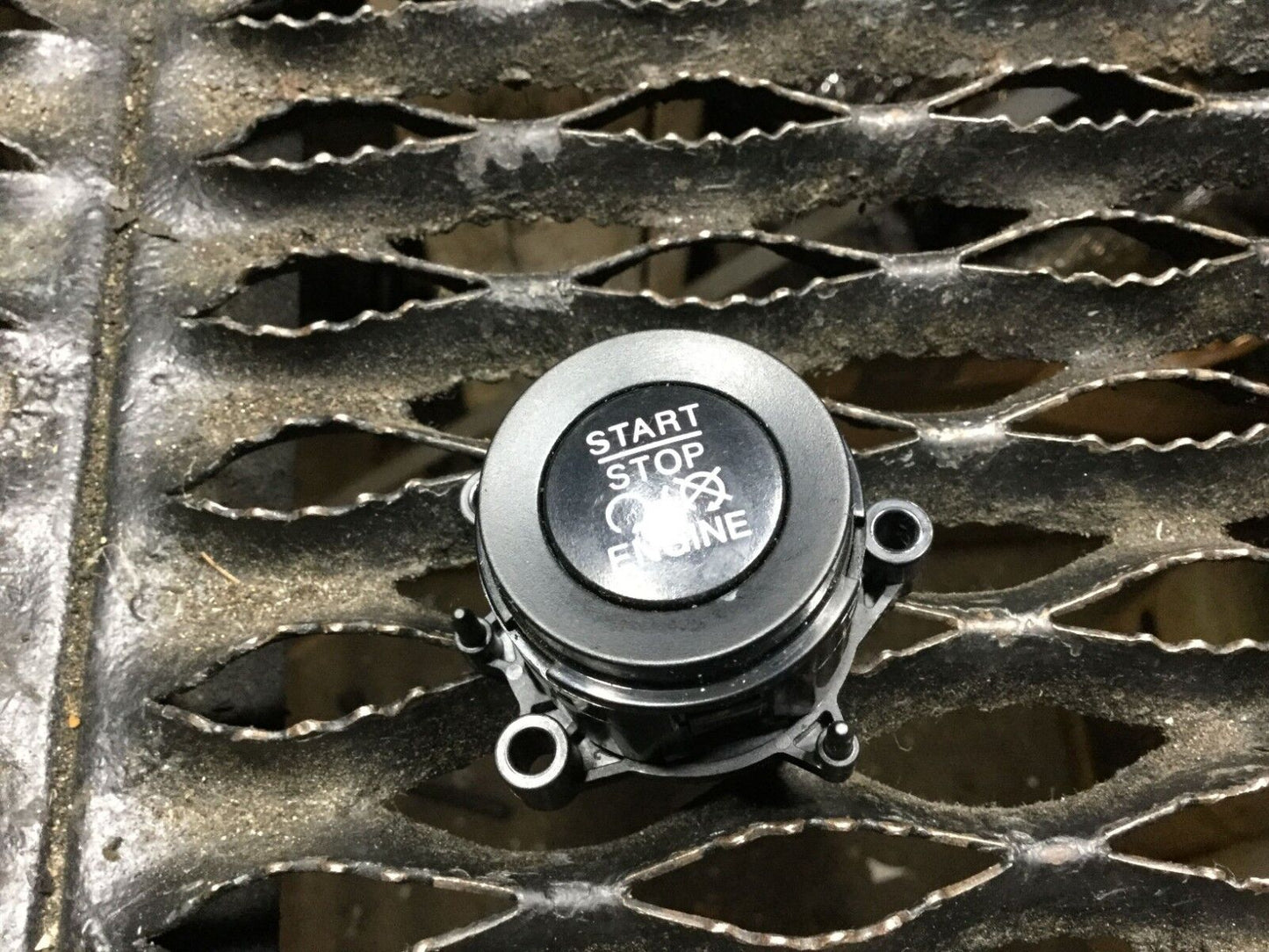 15 16 17 Jeep Renegade Start Stop Engine Button Factory OEM 20k Miles