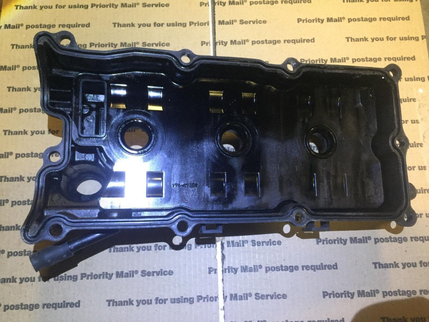 06 07 08 09 10 Infiniti M35 Engine Valve Cover Left Driver Side OEM