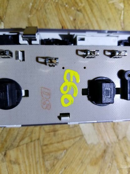 04 05 06 07 BMW 530xi E60 Front Overhead Reading Dome Light Lamp OEM