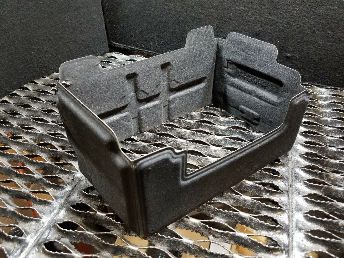 14 15 16 Kia Forte Battery Housing Tray OEM 27k