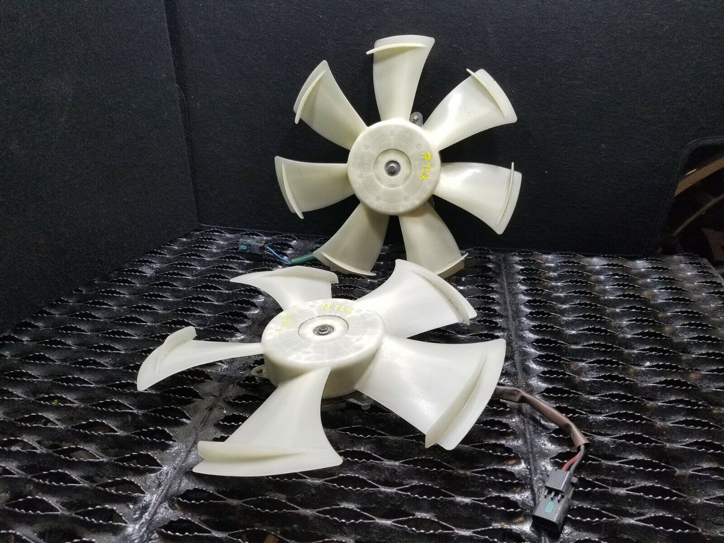 15 16 17 Acura TLX 2.4l Radiator Cooling Fan (pair) OEM