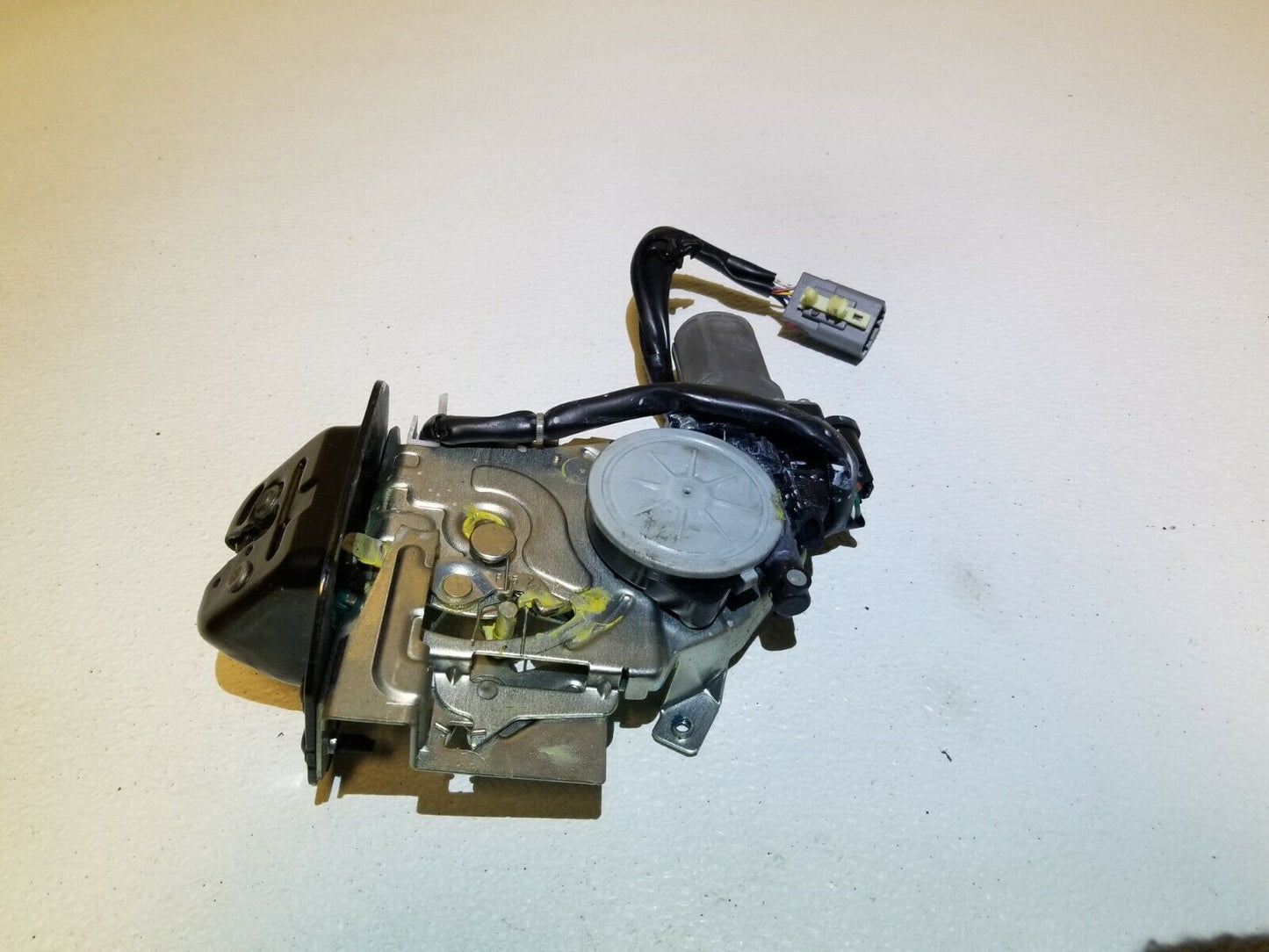 10 11 12 Lincoln MKT Trunk Lock Latch Actuator OEM