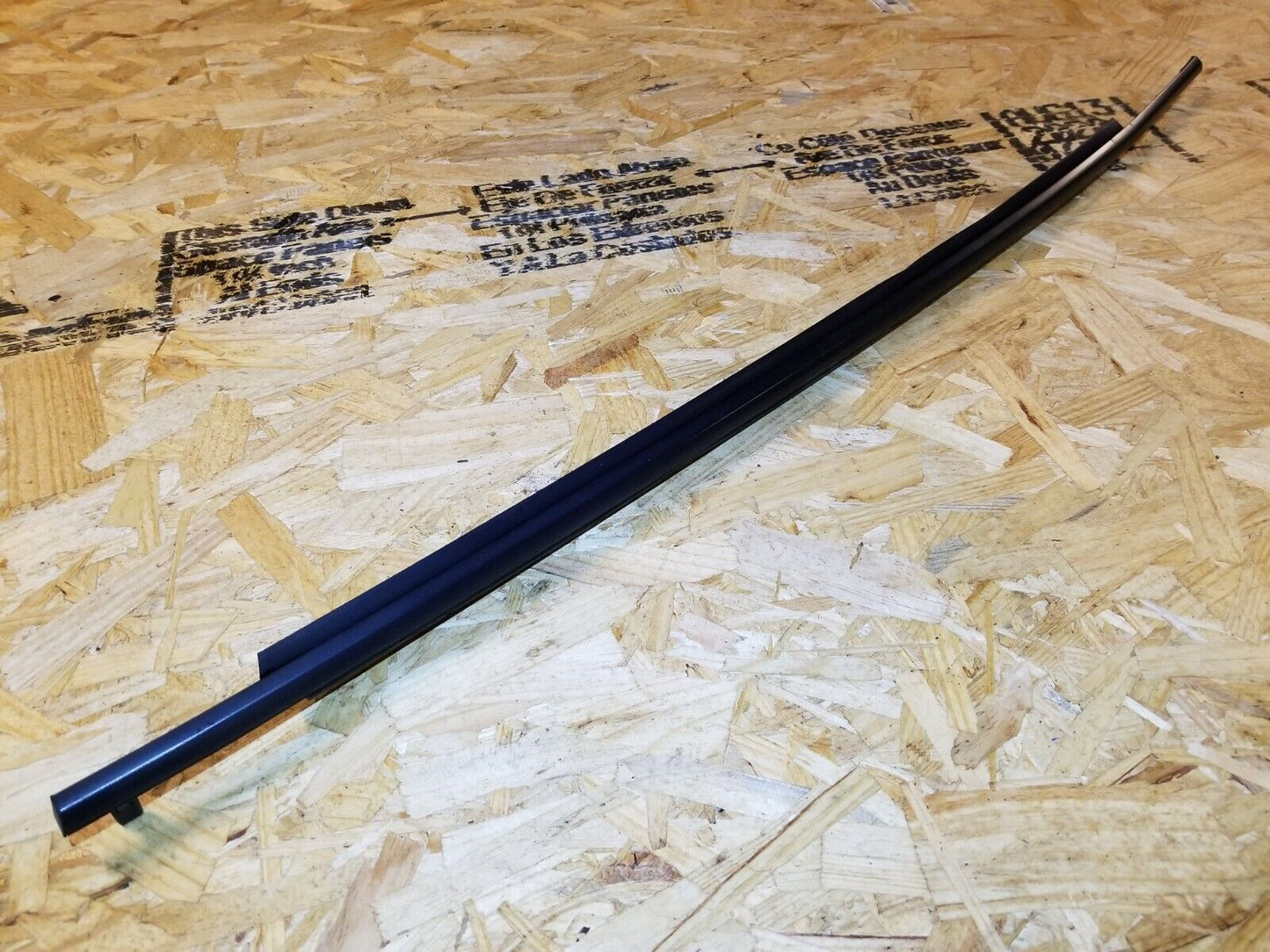 12 13 14 15 Toyota Prius Rear Left Driver Side Door Glass Seal Belt Molding OEM