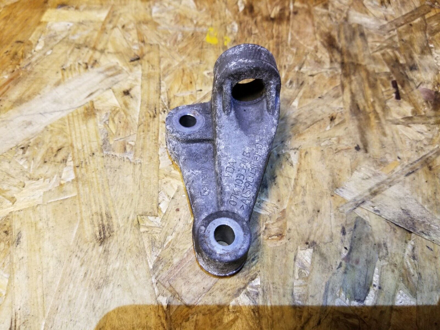 11 12 13 14 15 VW Jetta 2.5l Engine Motor Mount Bracket OEM 62k Miles