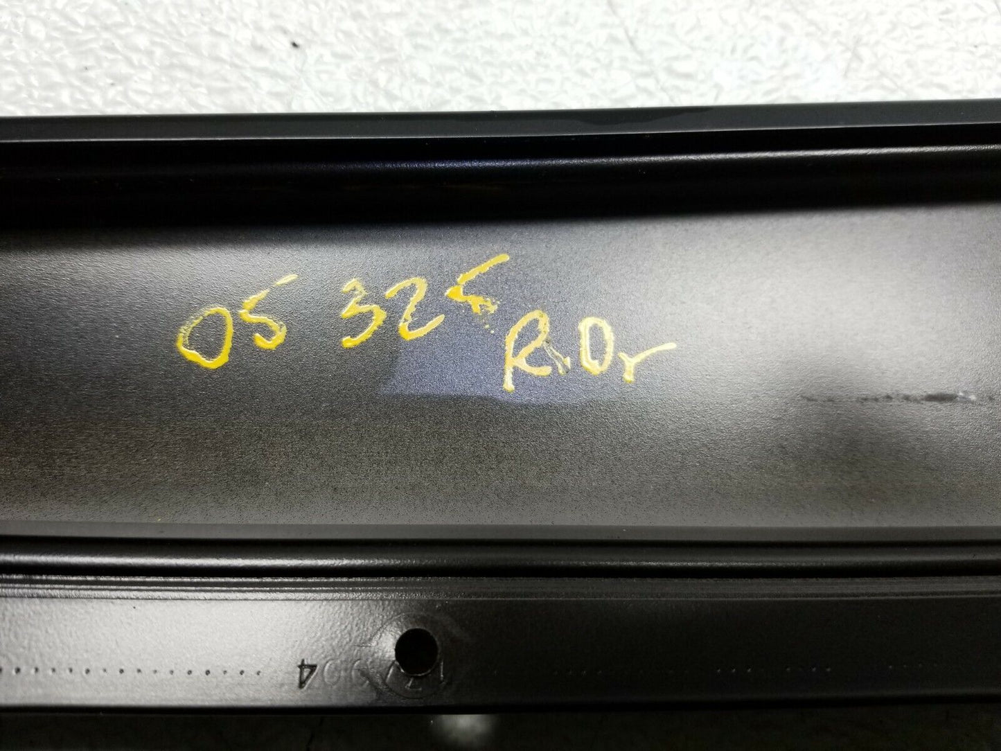 01 02 03 04 05 BMW E46 Sdn Rear Left Driver Side B Pillar Trim Molding OEM