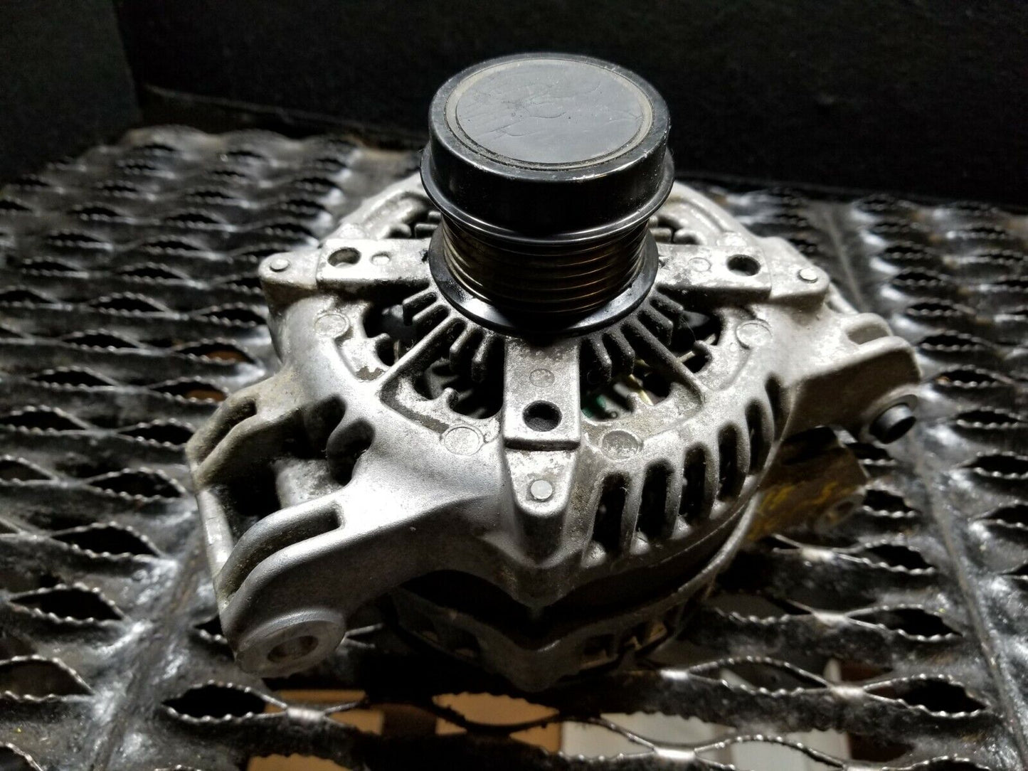 12 13 14 15 16 17 Chrysler 300 3.6l V6 Alternator Generator OEM 43k