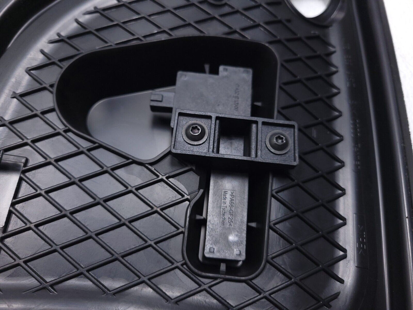 12 13 14 15 16 17 Audi A7 Rear Door Panel Inner Lock Cover Left & Right Pair OEM