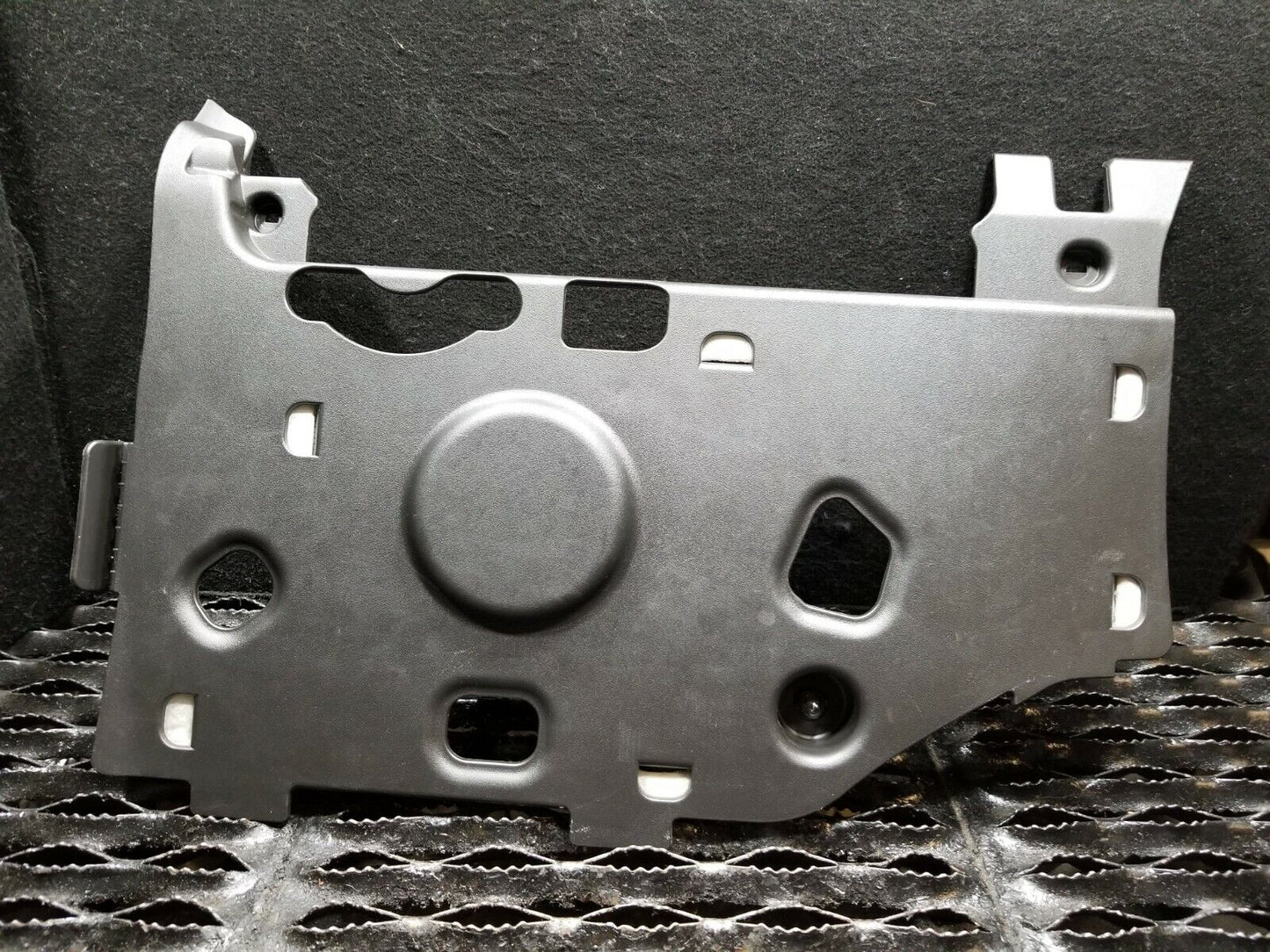 15 16 17 18 Chevrolet Impala Instrument Panel Dash Lower Insulator Pass Side OEM