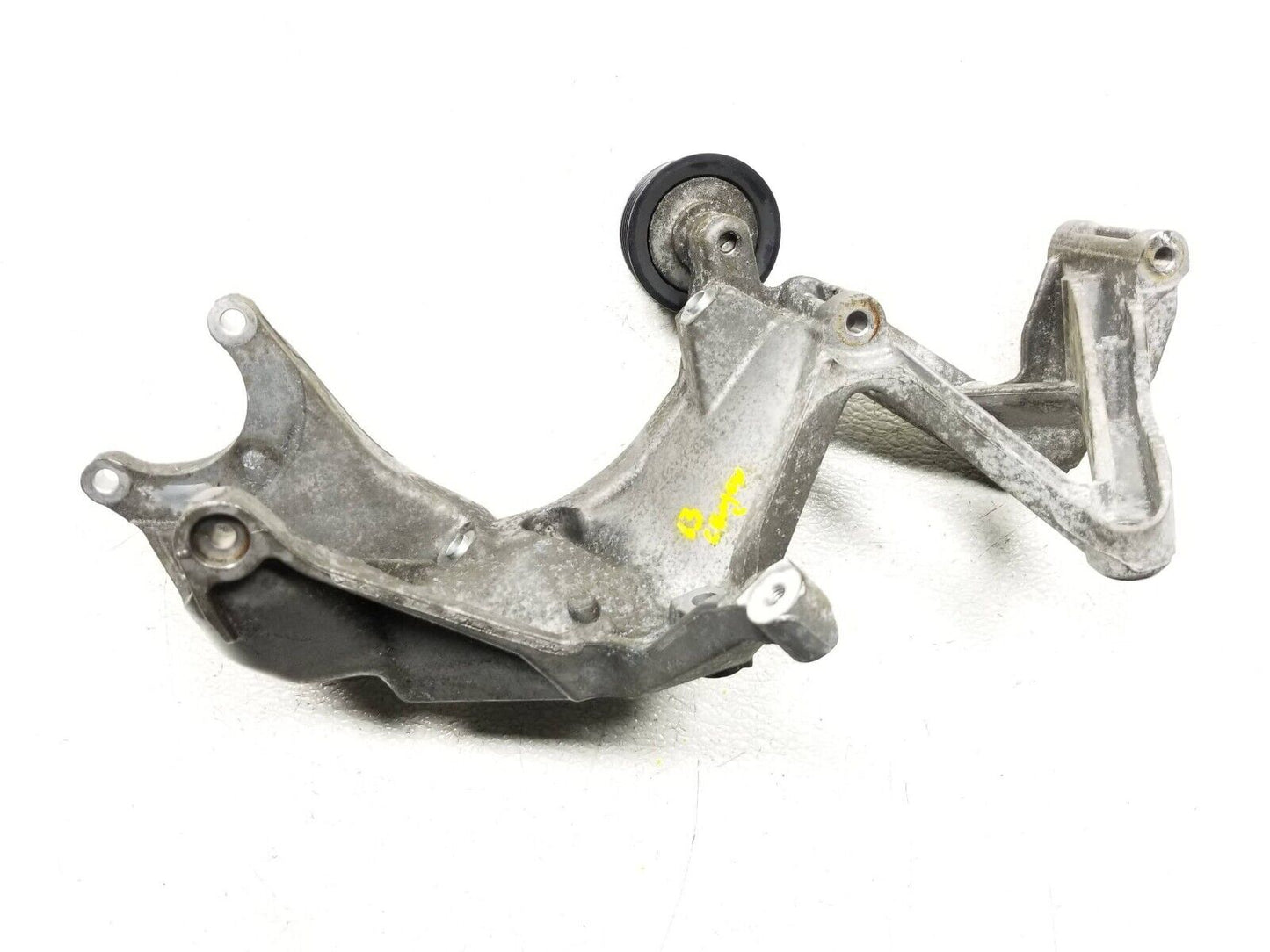 2011 - 2014 Porsche Cayenne 3.6l Alternator Mount Bracket 03h260087e OEM