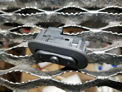07 08 09 10 Jeep Grand Cherokee Srt8 Smemory Seat Switch OEM