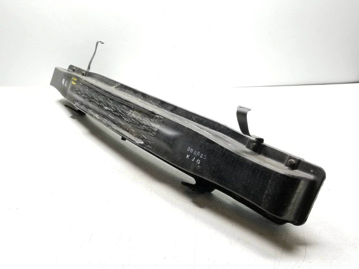06 07 08 09 10 Hyundai Azera Rear Bumper Reinforcement Absorber Bar OEM