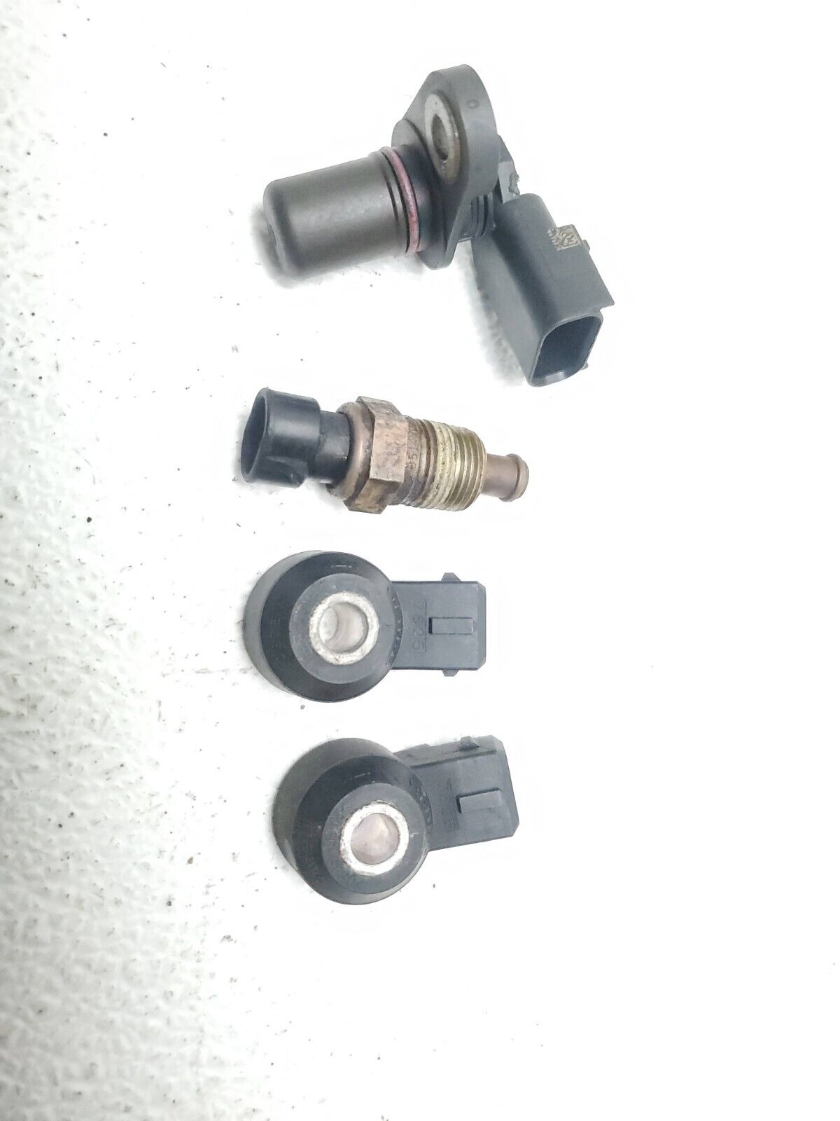 06 07 08 Jeep Grand Cherokee 5.7l Knock Krank Temp Sensor 4pcs OEM