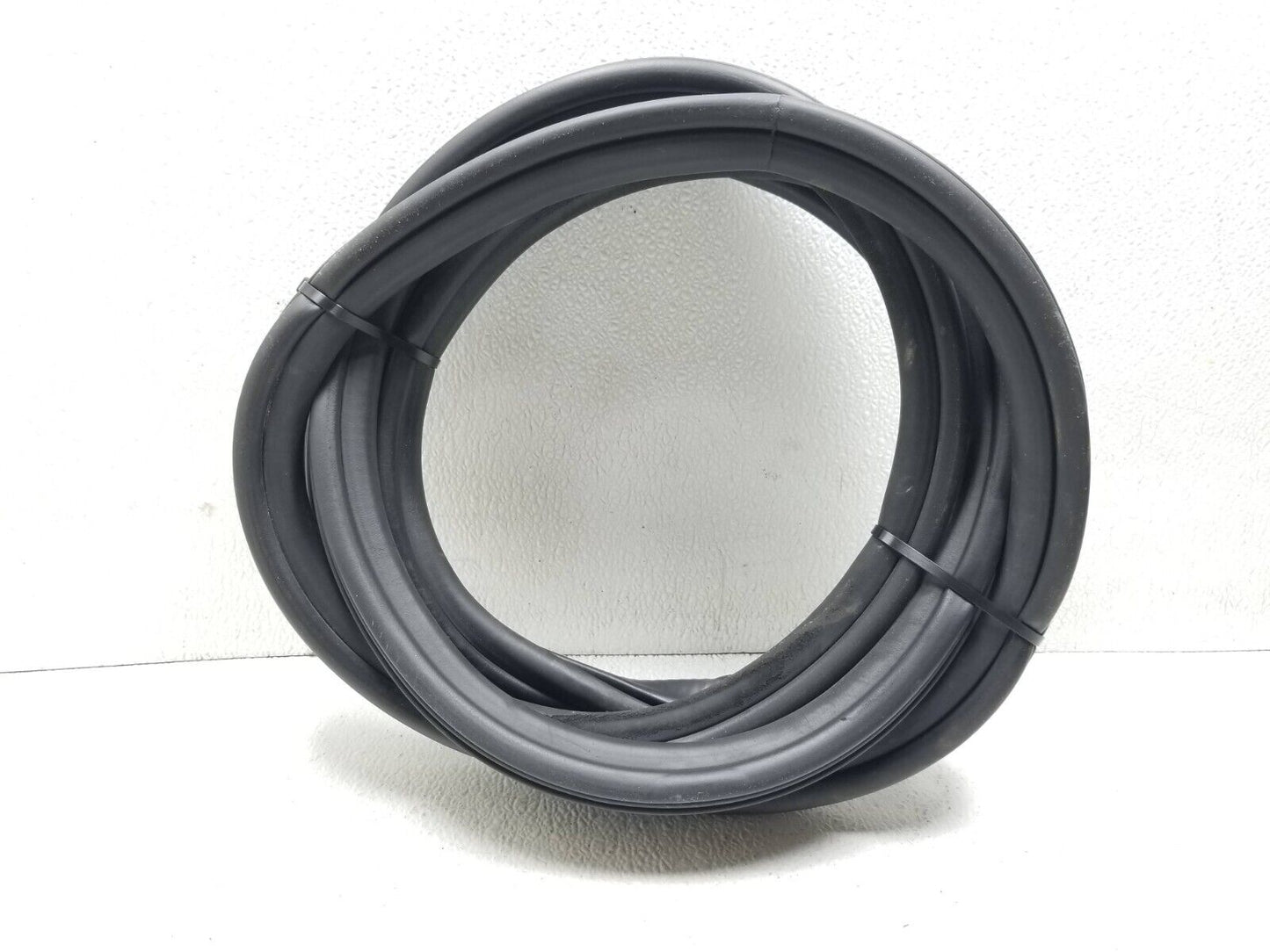 13 14 15 16 Audi A4 S4 Door Weatherstrip Seal Front Left Driver Side OEM
