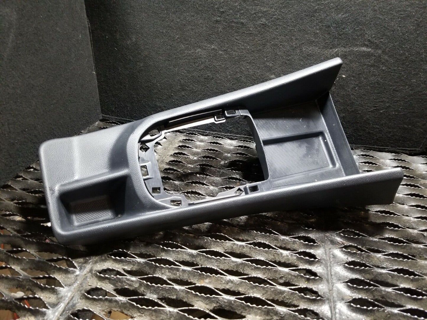 12 13 14 15 Kia Rio Center Console Upper Trim Panel OEM