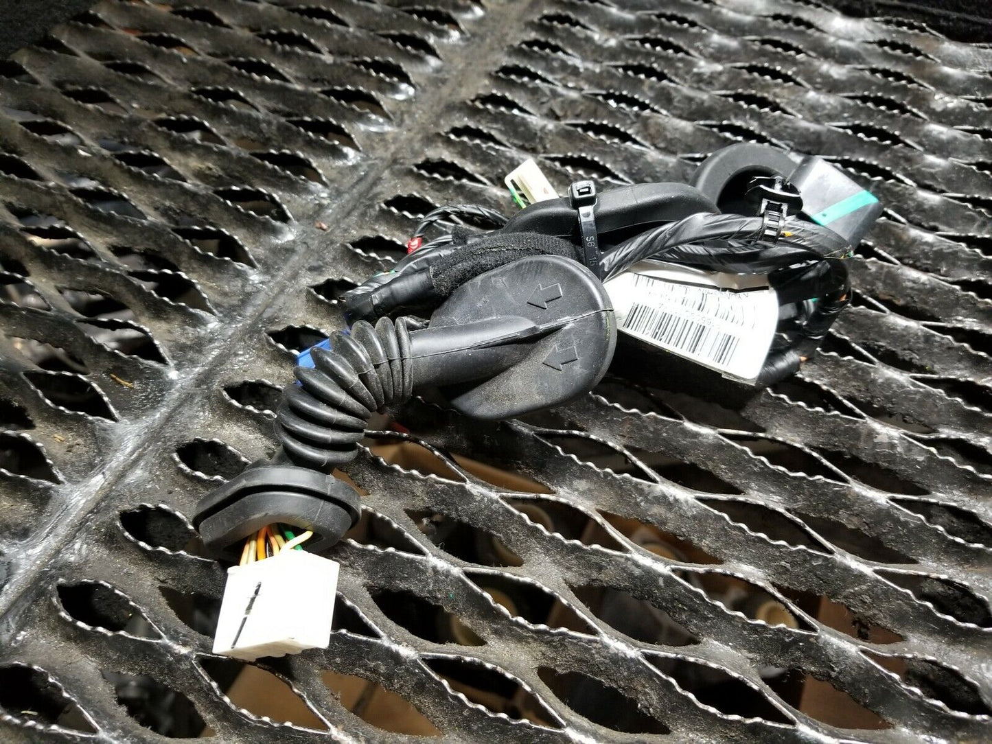 10 11 12 13 14 Hyundai Sonata Rear Left Driver Side Door Wire Harness OEM 55k