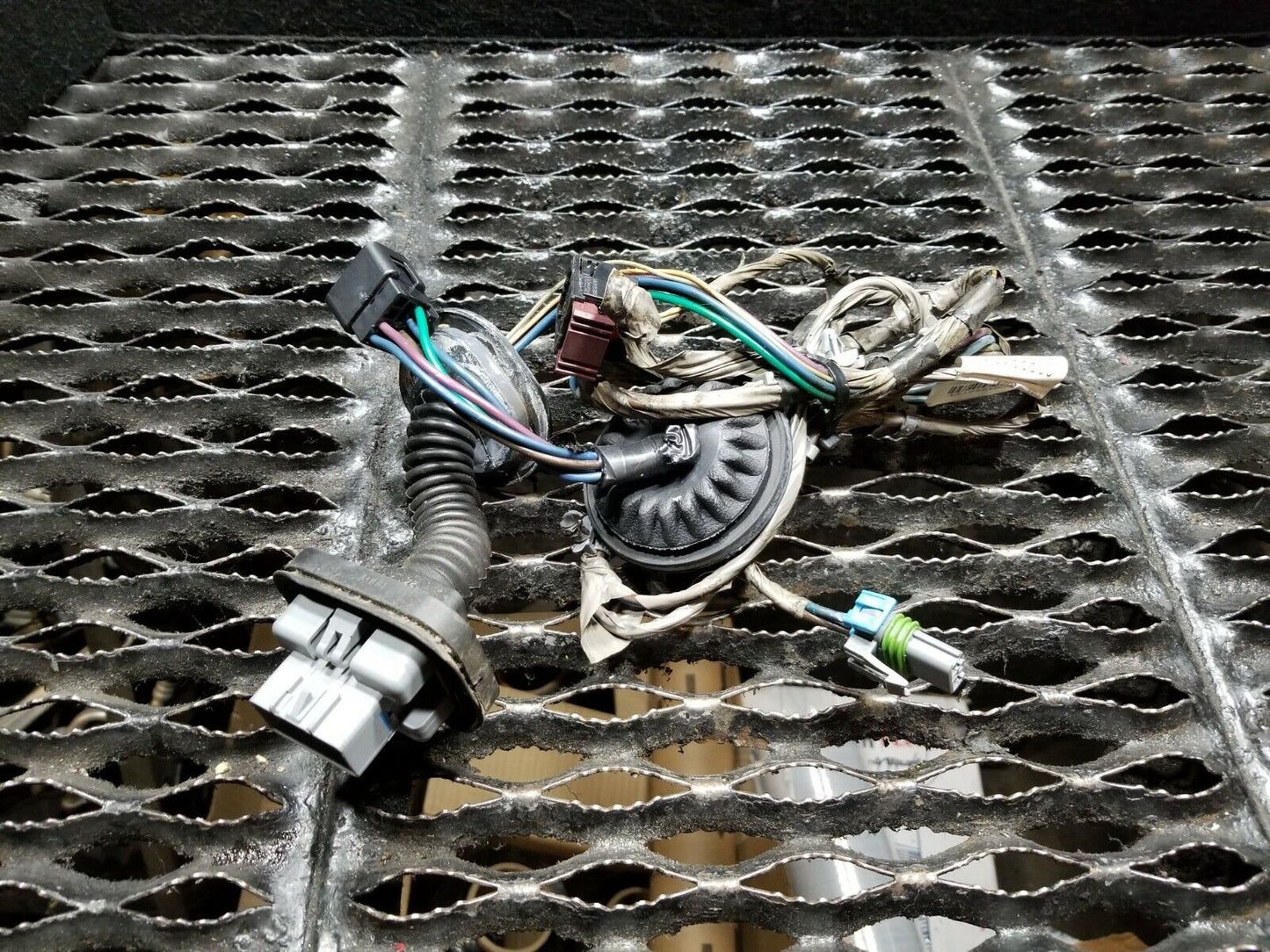 08 09 10 11 12 Chevy Malibu Rear Right Door Wire Wiring Harness Pass Side OEM