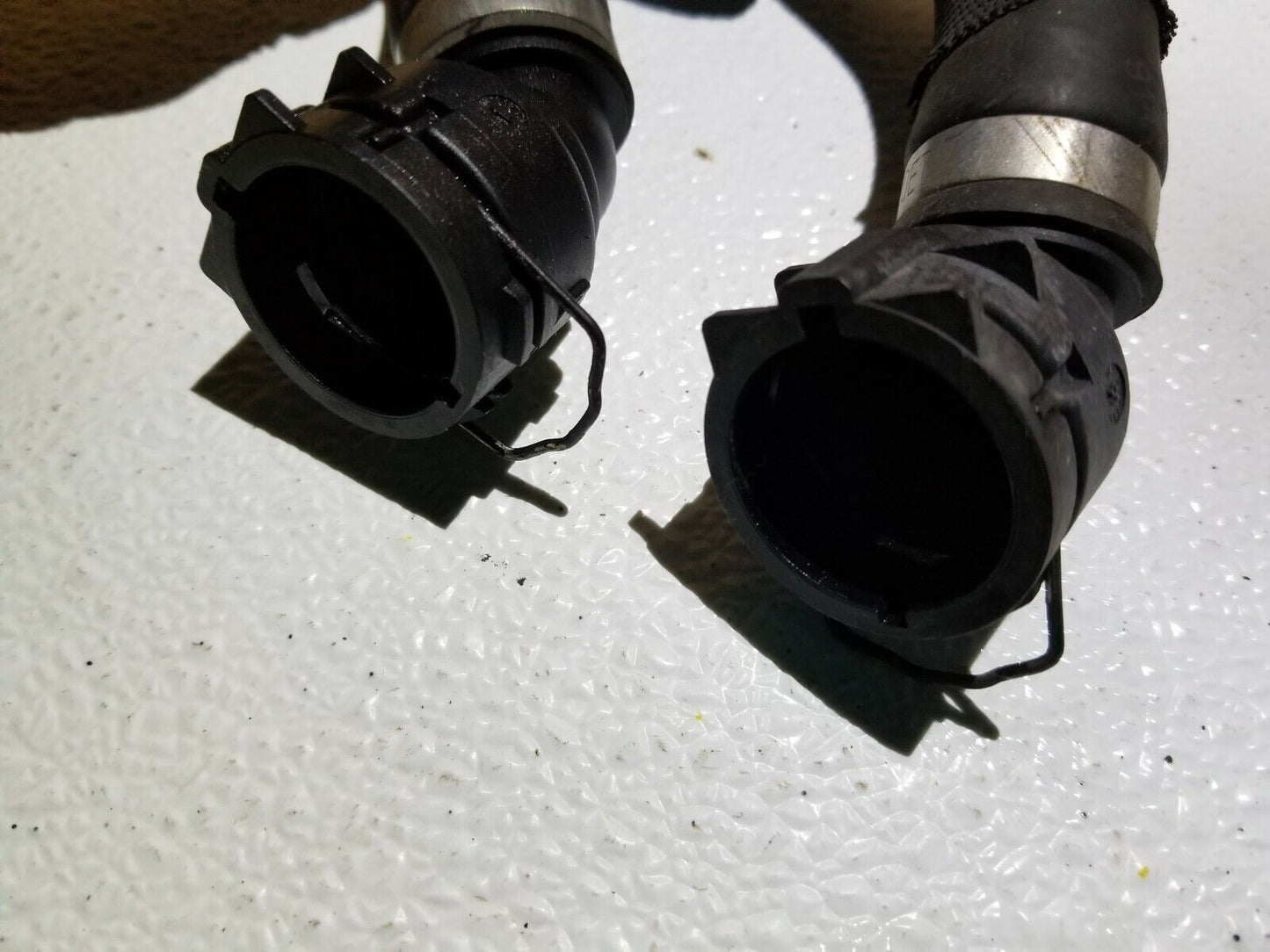 10 11 12 13 Mini Cooper R56 Engine Coolant Radiator Hose Line Pipe  OEM
