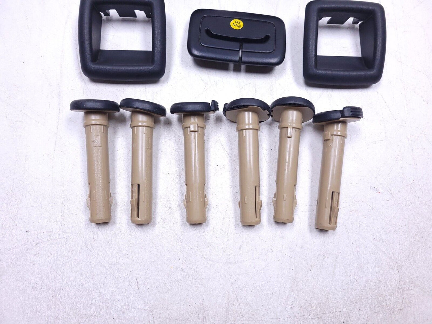 20 21 22 Hyundai Venue Rear Headrest Guide Sleeve Fold Lock Belt Trim OEM