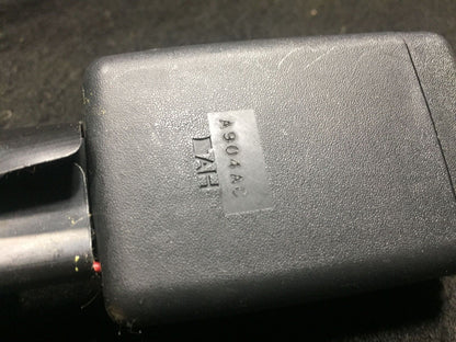 2010 2011 Kia Soul Front Right Passenger Seat Belt Buckle  OEM A1