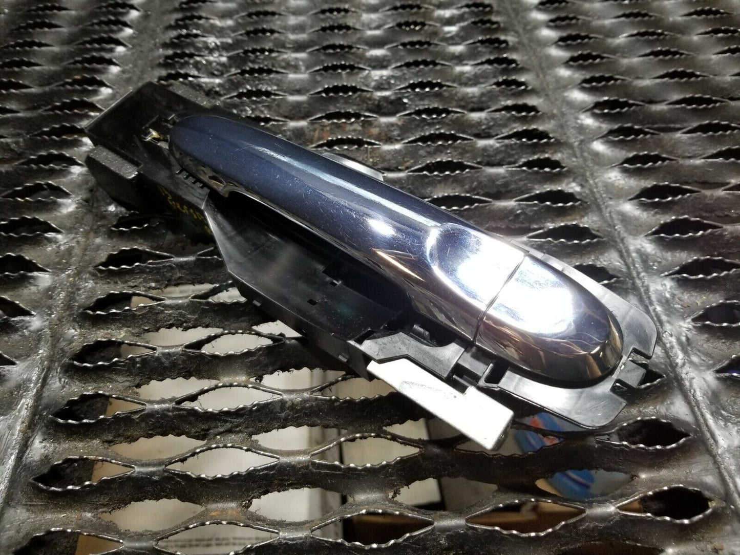13 14 15 16 Nissan Versa Sdn Rear Right Pass Side Exterior Door Handle OEM