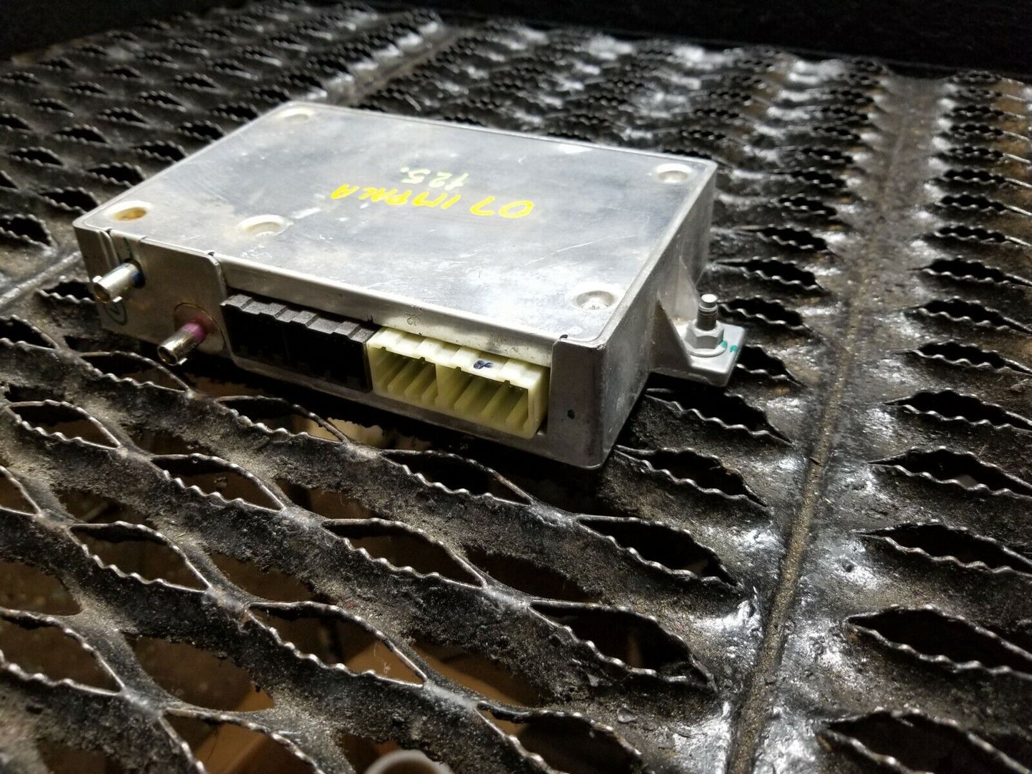 2007 2008 07 08 Chevrolet Impala Communication Control Module OEM