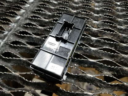 16 17 18 Nissan Sentra Rear Right Passenger Side Window Control Switch OEM 40k