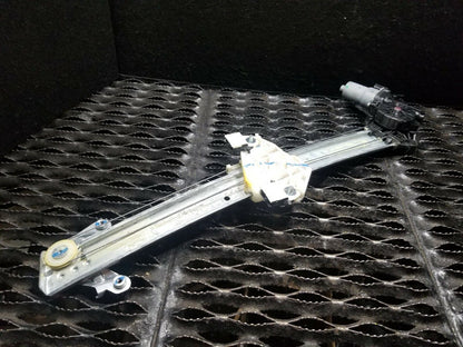 13 14 15 Honda Accord Sedan Front Right Pass Door Power Window Regulator OEM