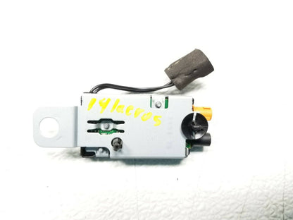 14 15 16 Buick Lacrosse Radio Antenna Control Module 22877980 OEM 60k