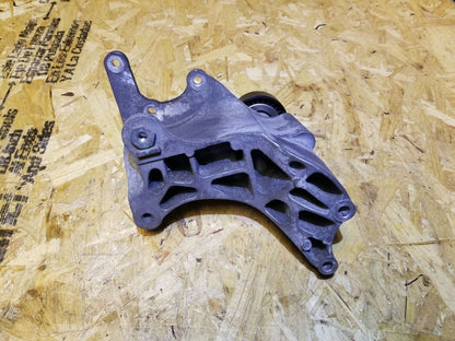 13 14 15 16 Jeep Compass 2.4l Power Steering Mount Bracket OEM 30k