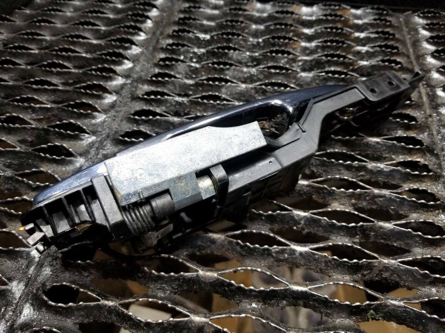 16 17 18 Nissan Sentra Rear Left Driver Side Exterior Door Handle Chrome OEM 40k