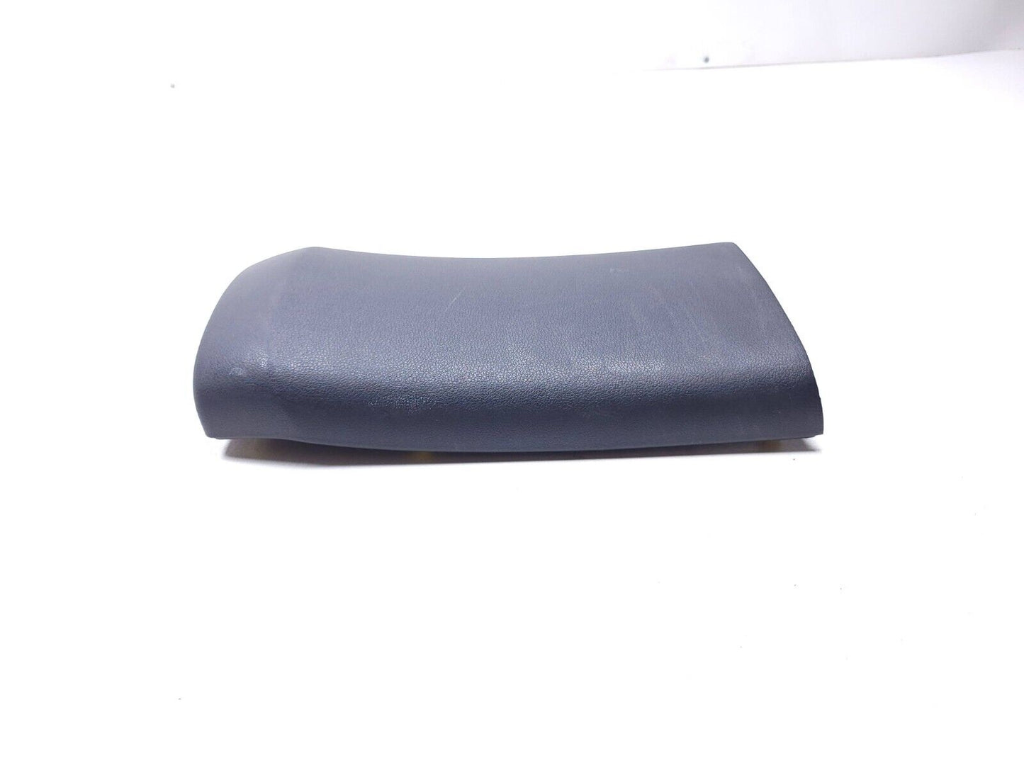 18-21 Hyundai Kona Center Console Rear Back Panel Cover Trim 84641j9000 OEM