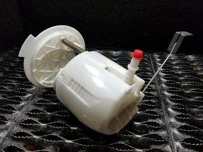 13 14 15 16 Jeep Compass 2.4l Fuel Pump OEM 30k