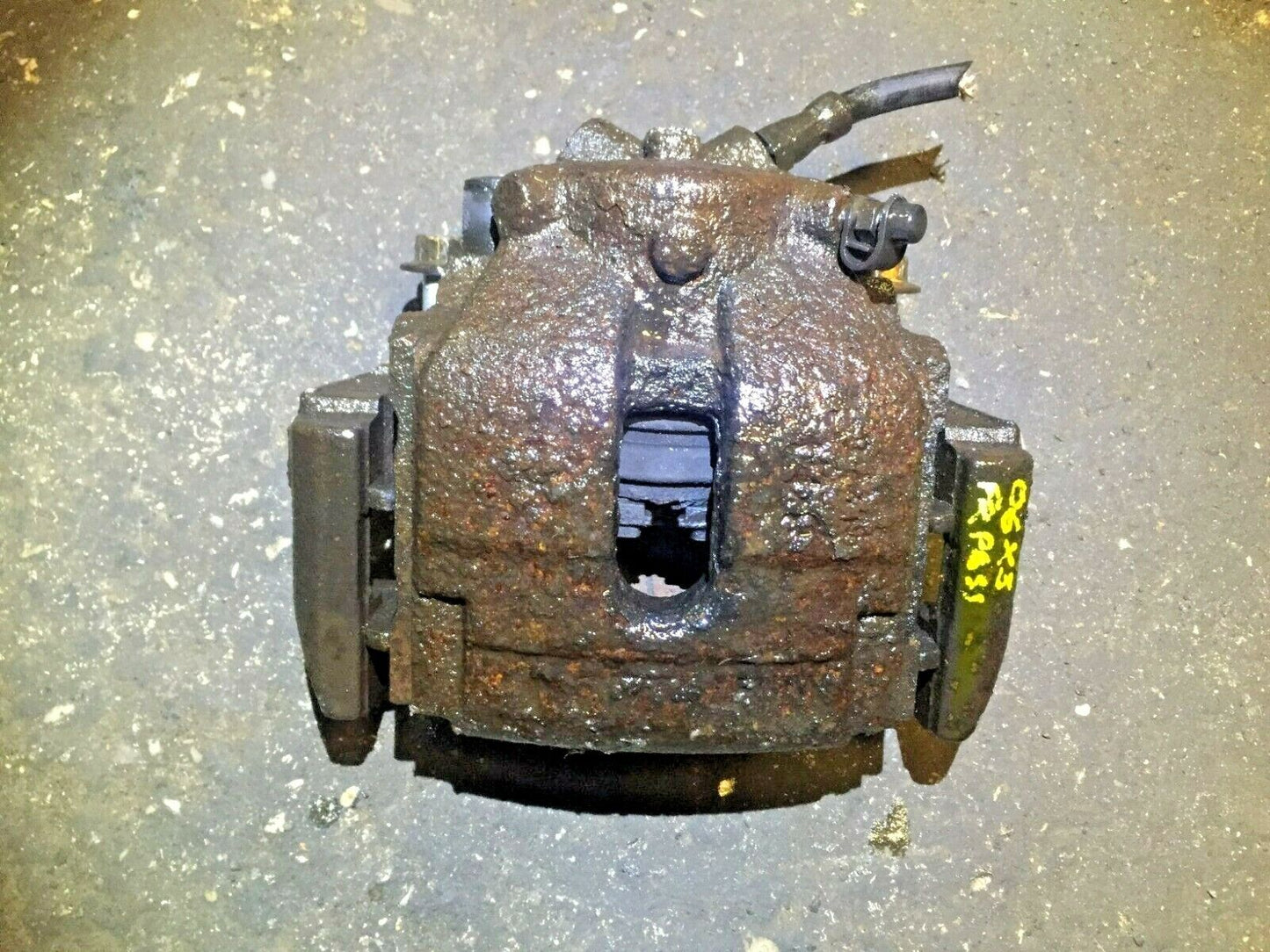 04 05 06 BMW X3 E83 3.0l Front Right Passenger Side Brake Caliper OEM D33
