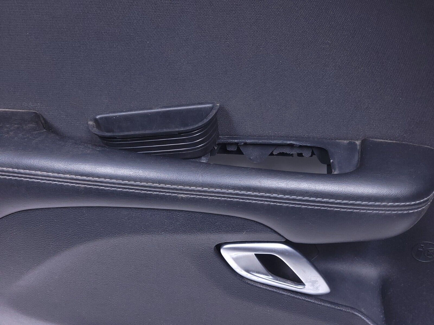 15 - 18 Dodge Challenger Front Door Trim Panel Left Driver Side OEM 87k