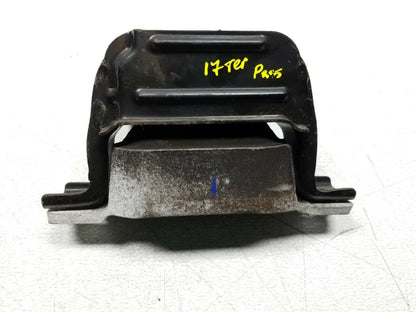 14 15 16 17 GMC Terrain 2.4l Engine Mount Right Pass Side OEM 14k Miles