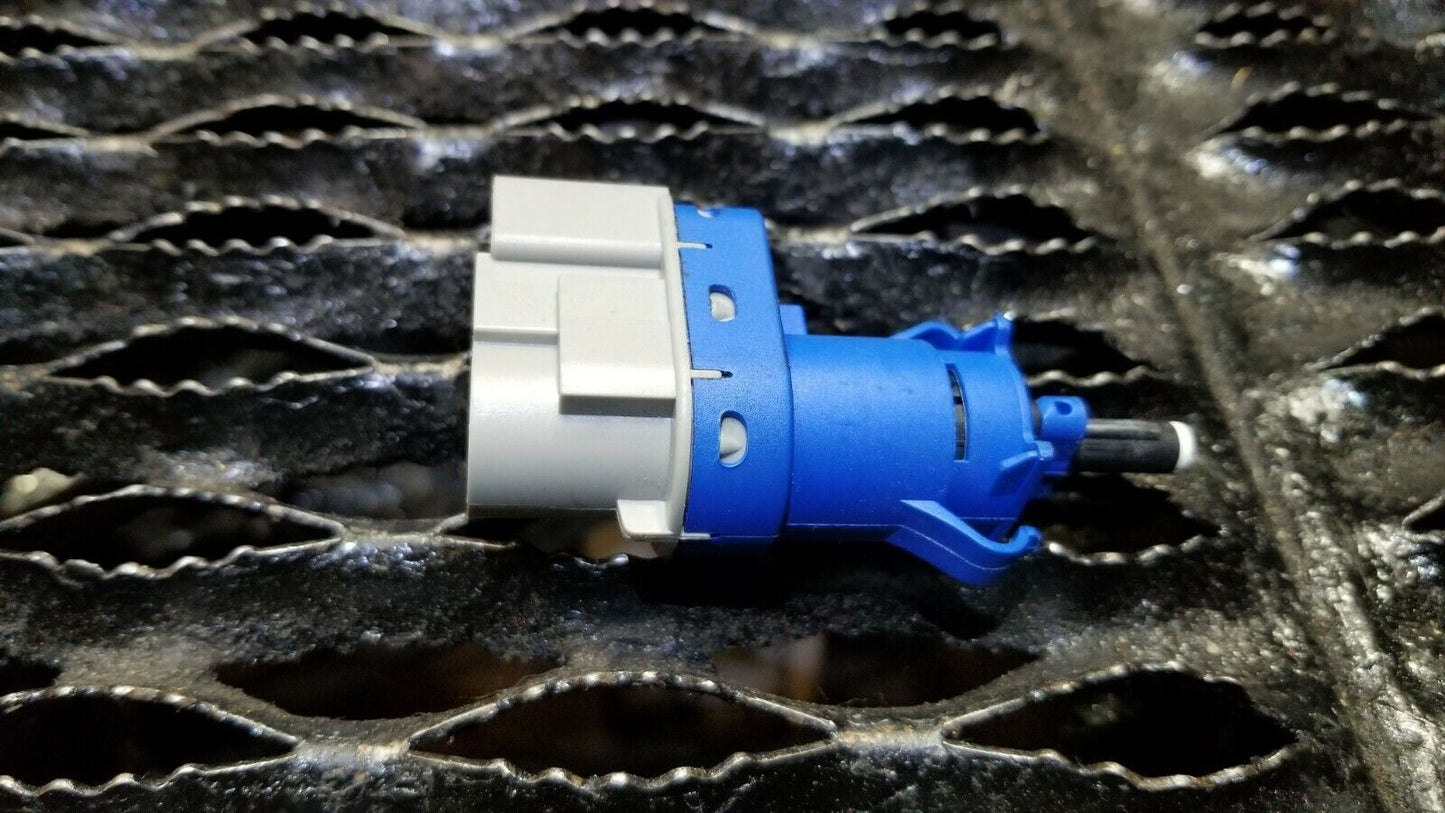 15 16 17 18 Ford Focus Brake Pedal Light Lamp Switch OEM 14k Miles