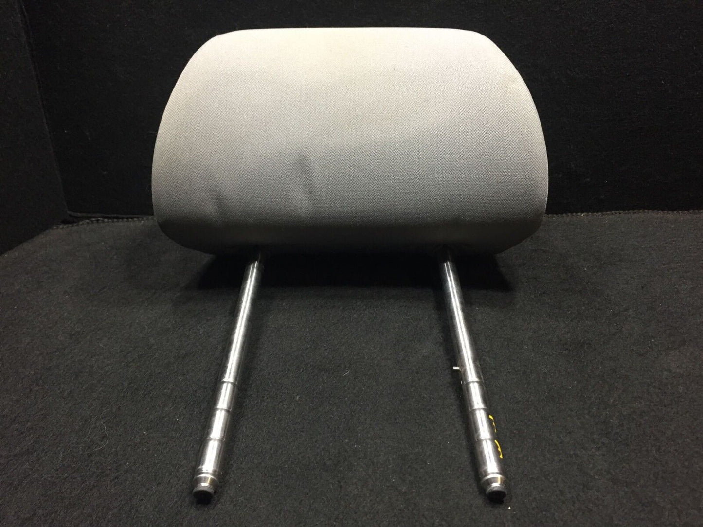 2002 2003 2004 VW Passat B5 Front Left Driver Seat Headrest / Head Rest OEM D23