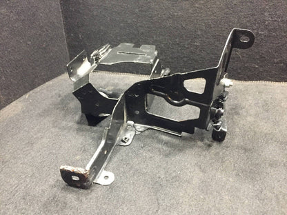 2002 2003 2004 2005 VW Passat B5 ABS Pump Module Mount Bracket OEM D23