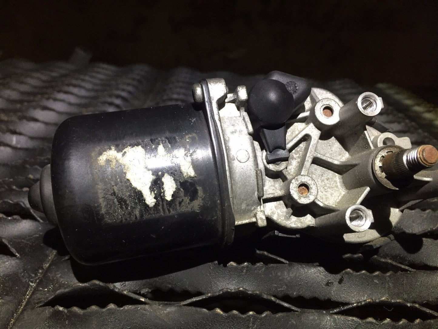 07 08 09 10 11 12 13 14 15 Mini Cooper Front Windshield Wiper Motor OEM 53555304