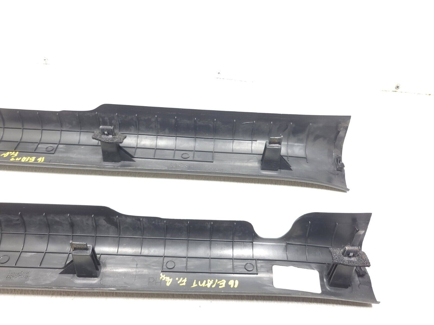 14 15 16 Hyundai Elantra Front Door Step Scuff Trim Left & Right Pair OEM Sdn