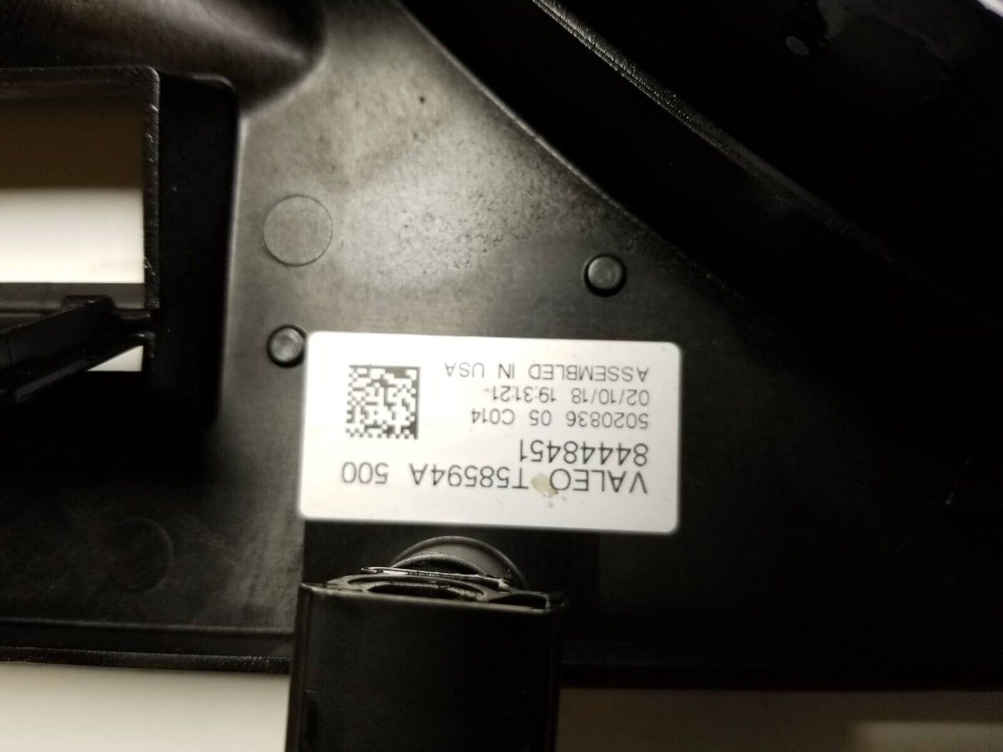 18 19 20 21 Chevrolet Equinox Radiator Cooling Fan 1.5l OEM *shroud Has Damage*