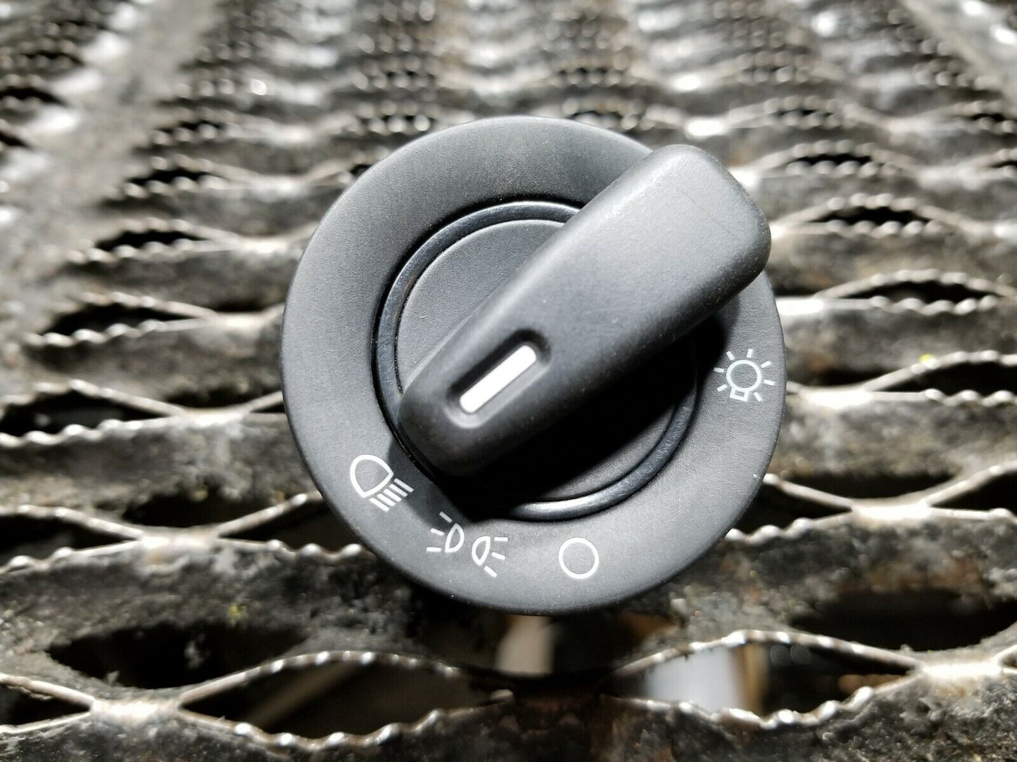 14 2014 Dodge Grand Caravan Headlight Switch 68072000ac OEM