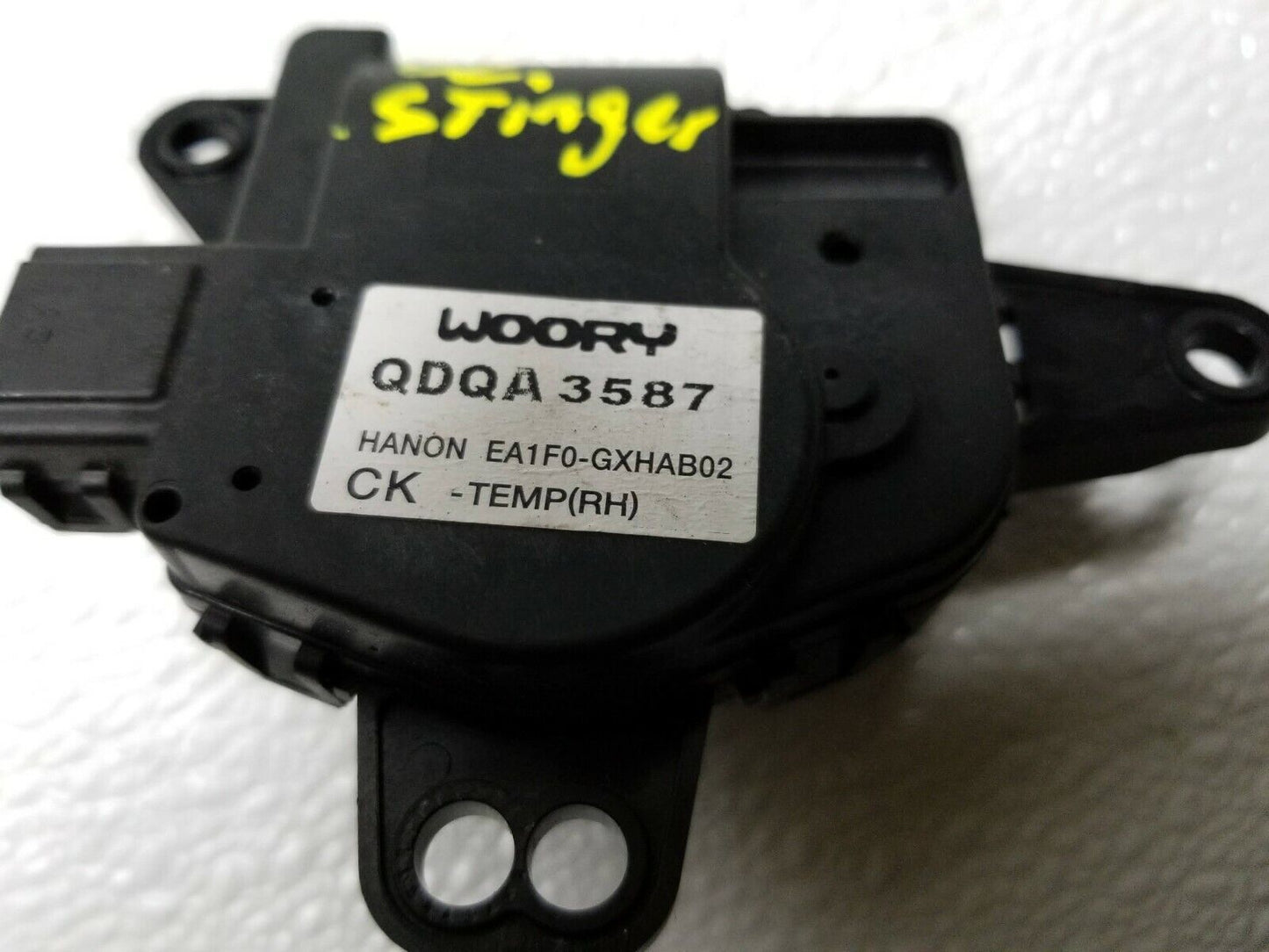 21 22 Kia Stinger HVAC A/c Heater Blend Actuator Flap Motor OEM 312 Miles