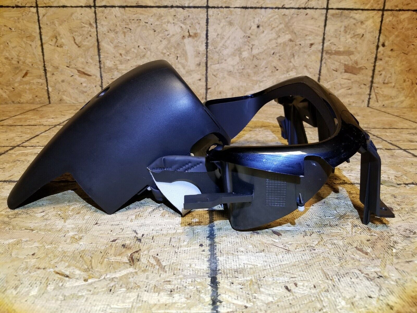 17 18 19 20 Cadillac Xt5 Dash Steering Column Trim Bezel OEM 34k