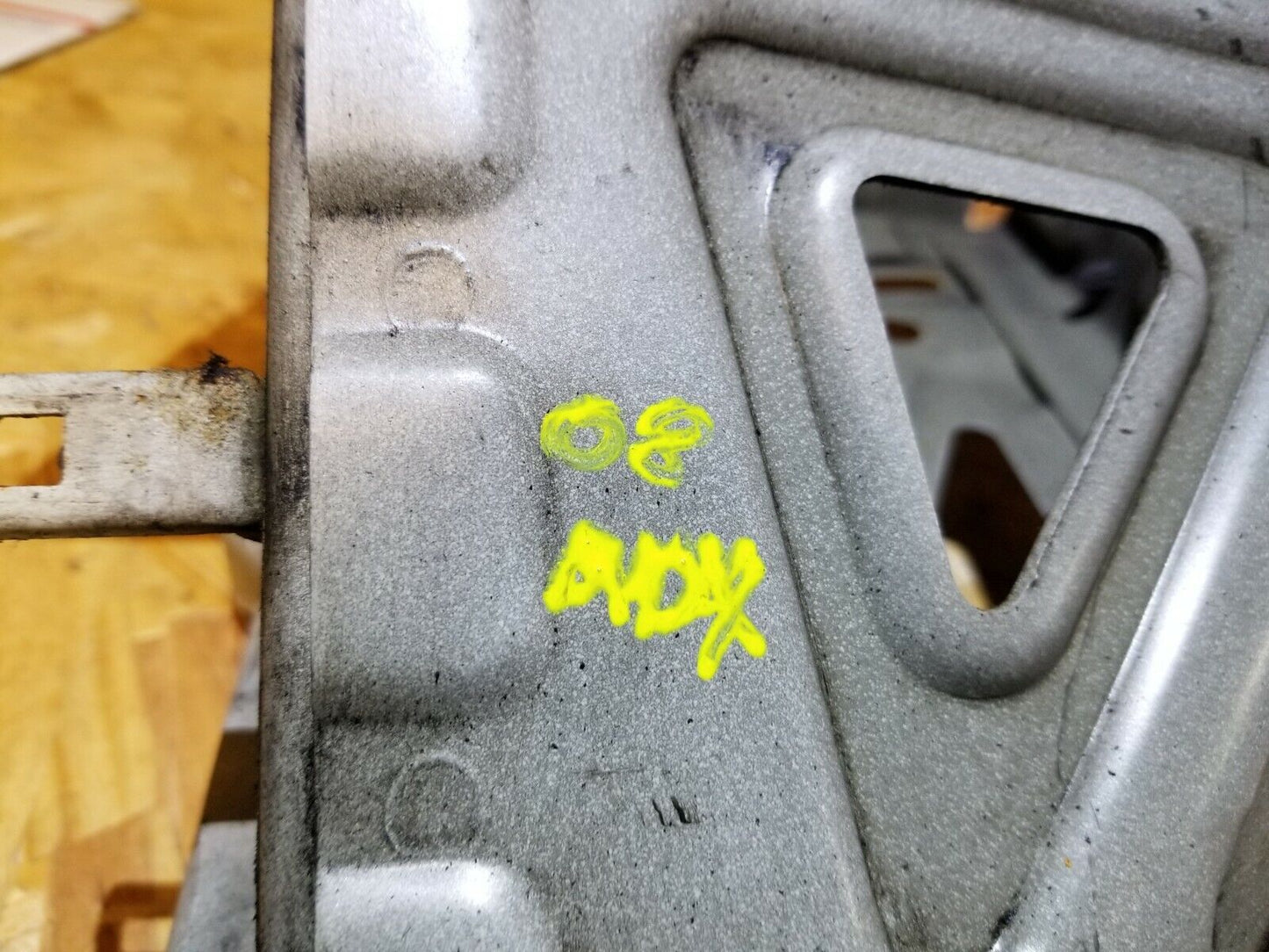 07 08 09 Acura MDX Battery Tray OEM
